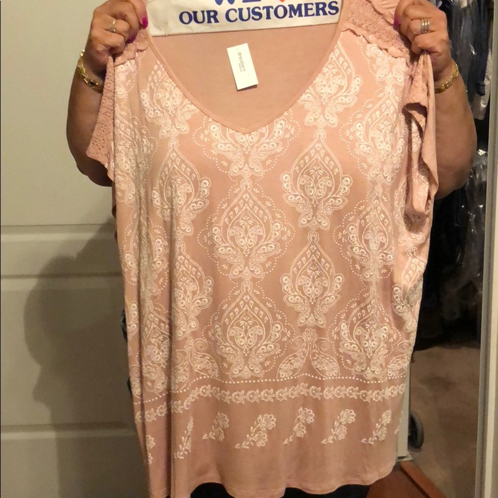 Dress barn top